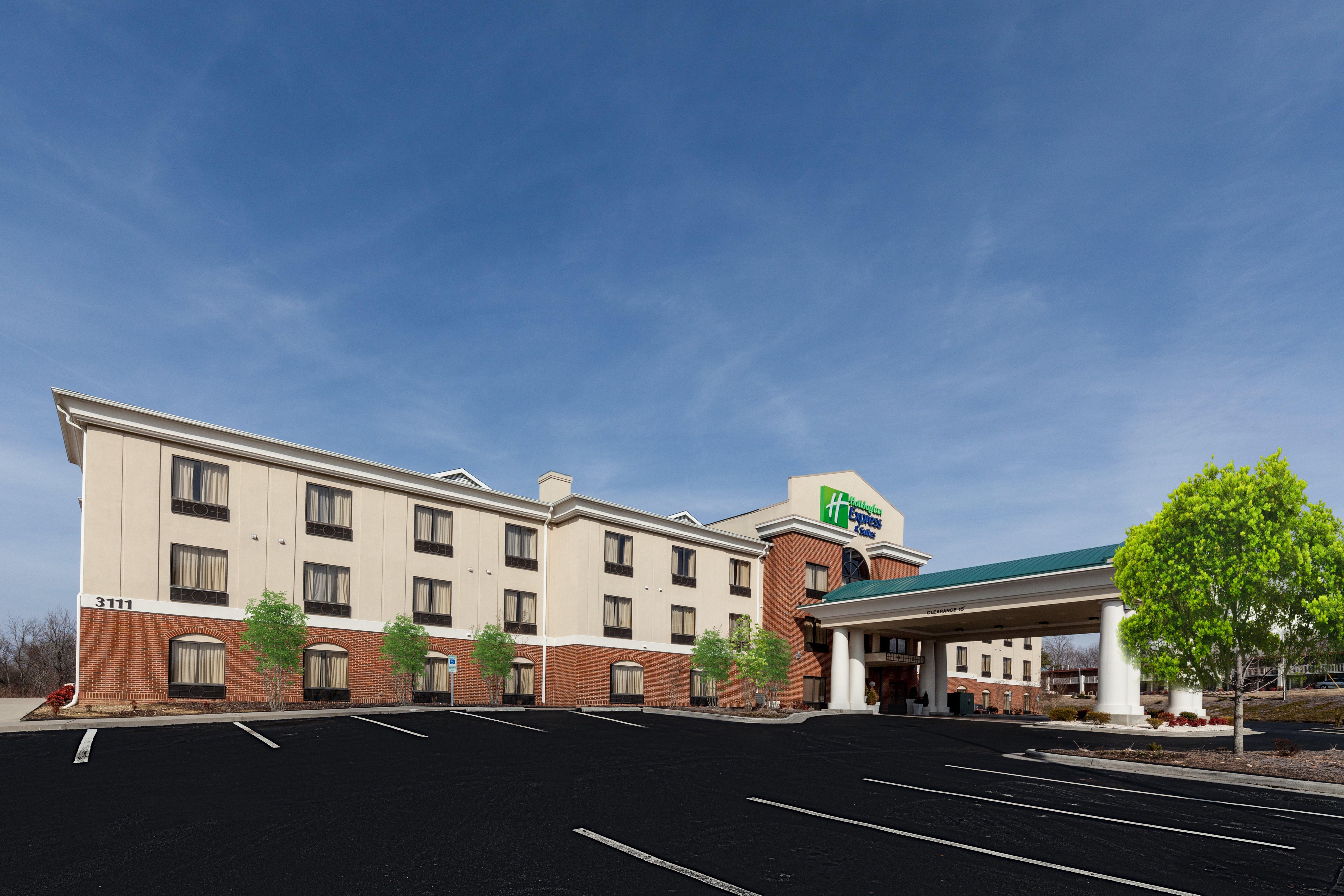 Holiday Inn Express Hotel & Suites Greensboro-East By Ihg Exterior photo