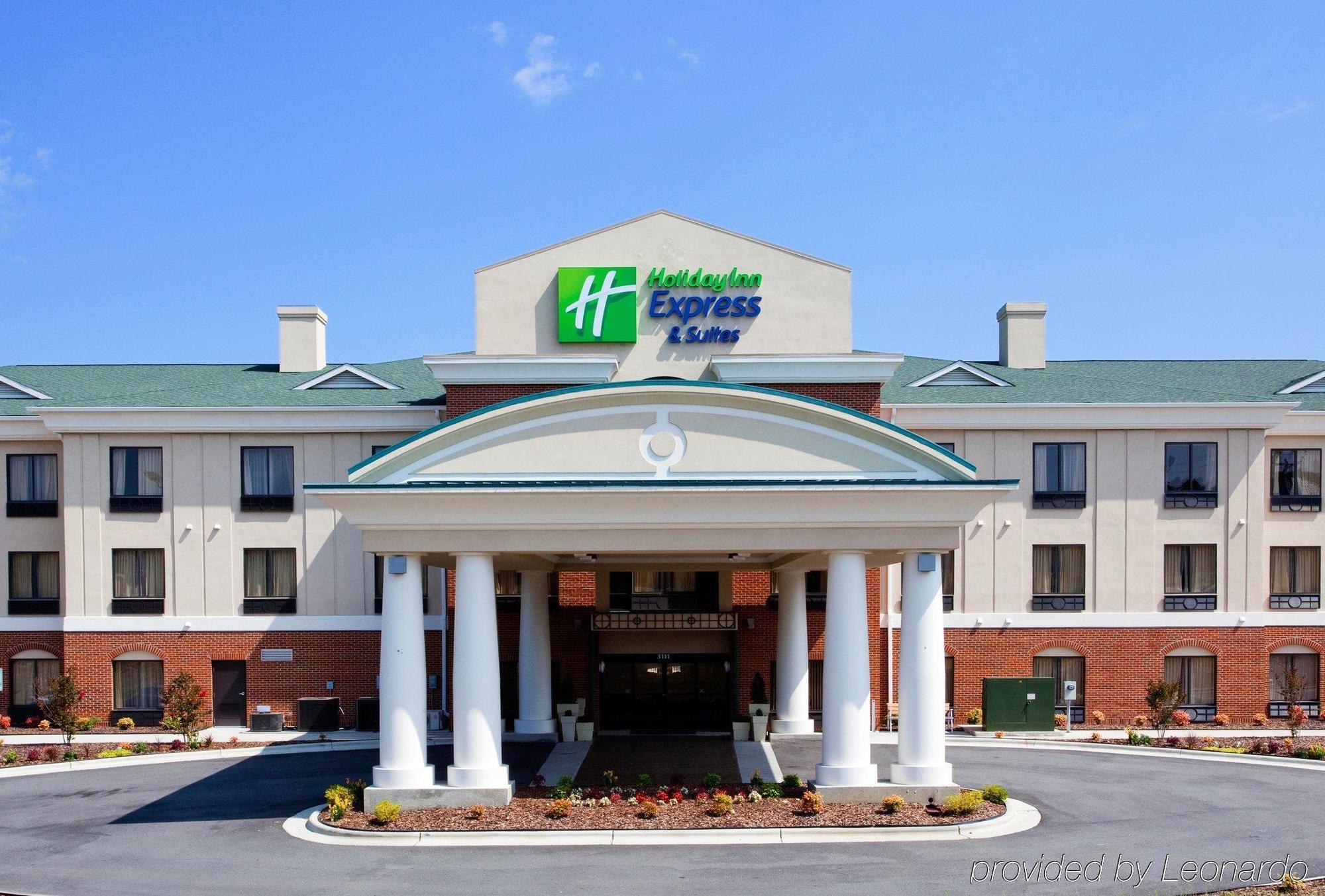 Holiday Inn Express Hotel & Suites Greensboro-East By Ihg Exterior photo